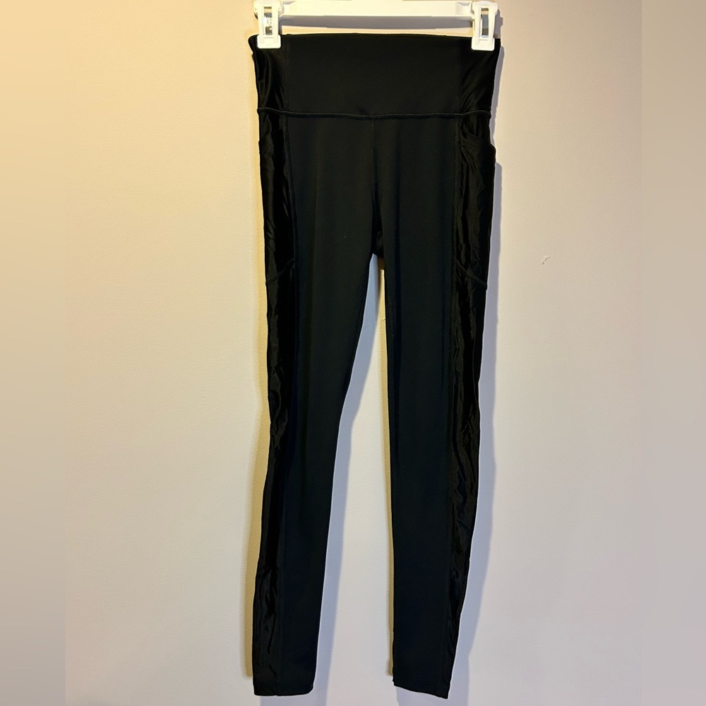 Victoria's Secret Black Leggings Size 2 Pockets Athleisure Gym‎ Pants